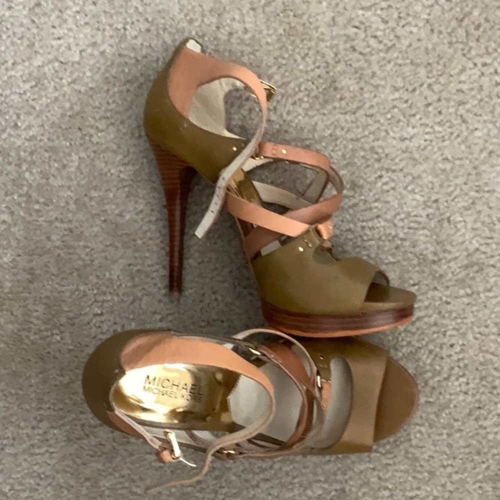 MICHAEL Michael Kors Green and Tan Strappy Heels